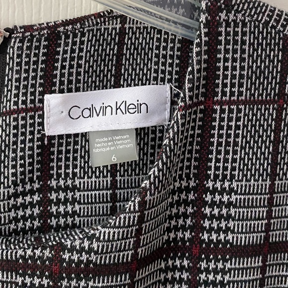 PATTERNED CALVIN KLEIN DRESS - Picture 5 of 5